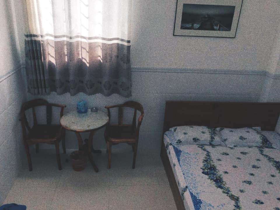 Nha Nghi Van Anh Ap Rach Meo Esterno foto